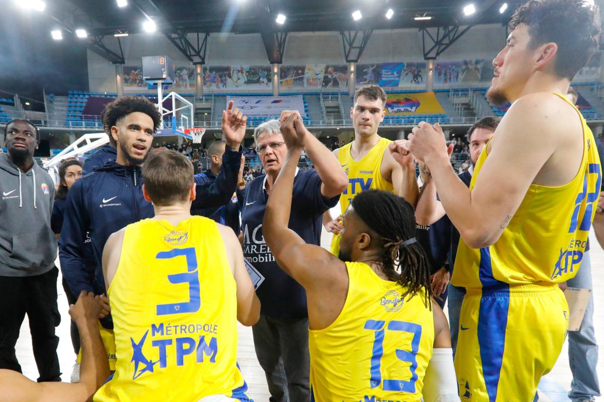 Maillot HTV Hyères Toulon Basket - 1ère Canotta Saison 17-18 - Errea - Neuf