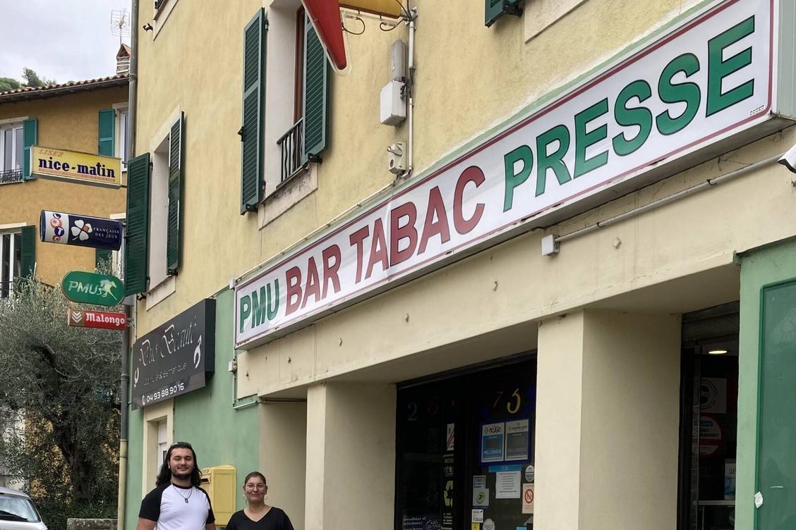 Pas un jour sans que l'on vienne nous demander o acheter des cigarettes": ce village de l'arrire-pays de Nice retrouve son bar-tabac trs attendu Pas un jour sans que l'on vienne nous demander o acheter des cigarettes": ce village de l'arrire-pays de Nice retrouve son bar-tabac trs attendu