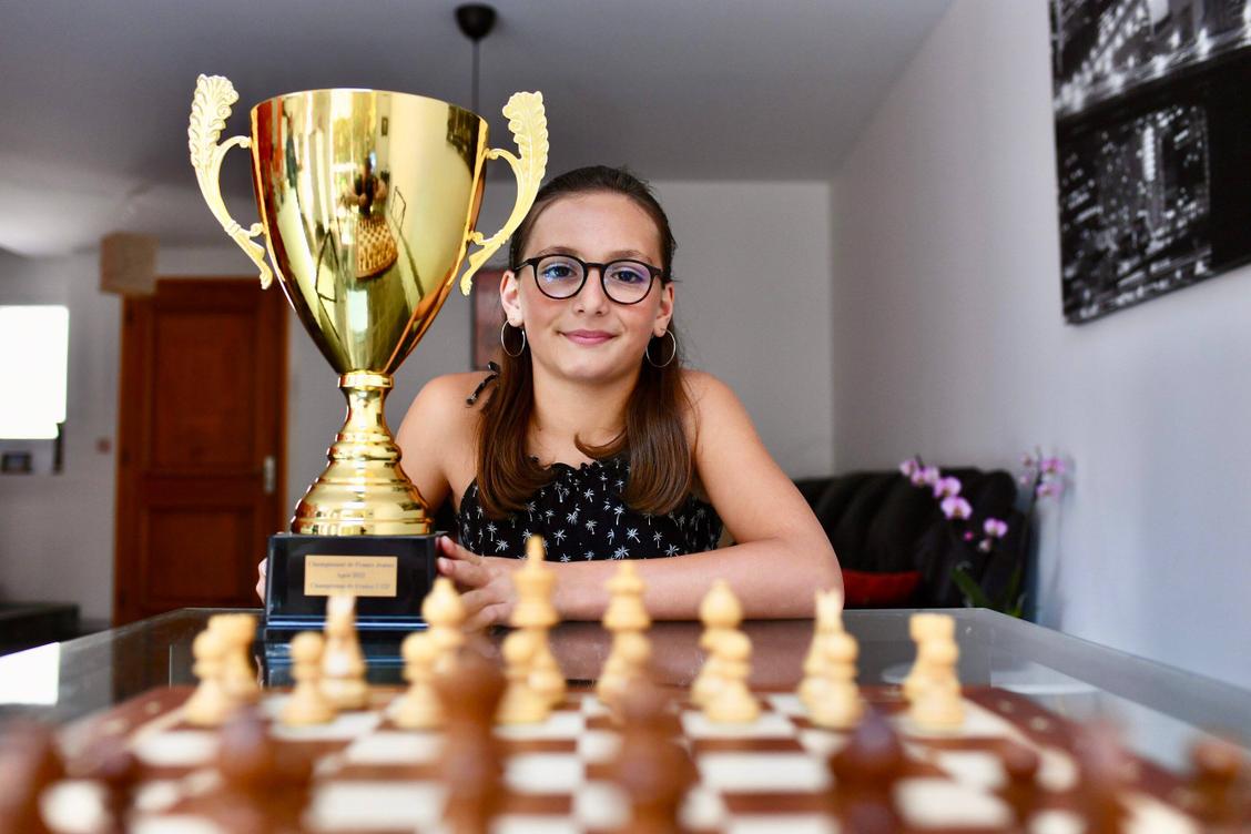 cette-jeune-varoise-est-devenue-championne-de-france-d-checs-dans-sa