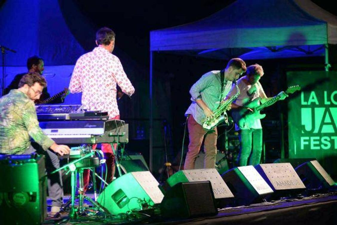 SERVICES BANCAIRES COMPLETS AVEC JAZZ PRO visual data 5