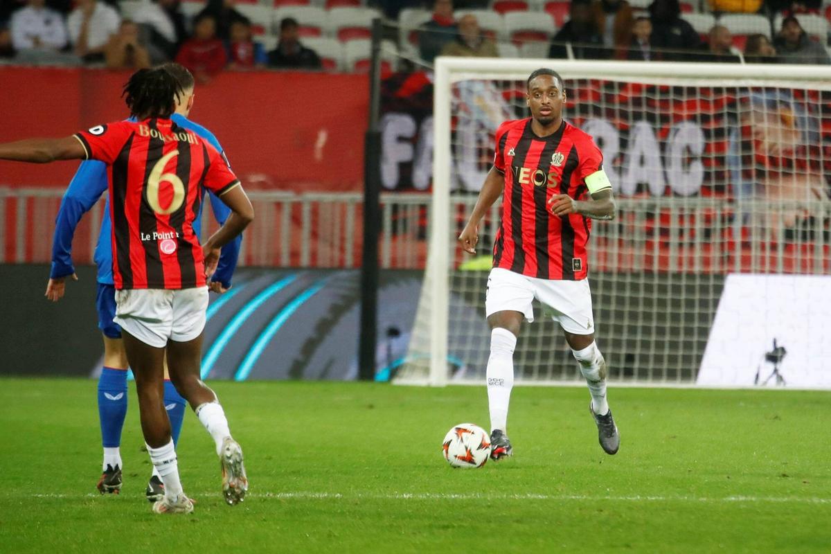 Le milieu de l'OGC Nice Pablo Rosario en partance vers le FC Porto