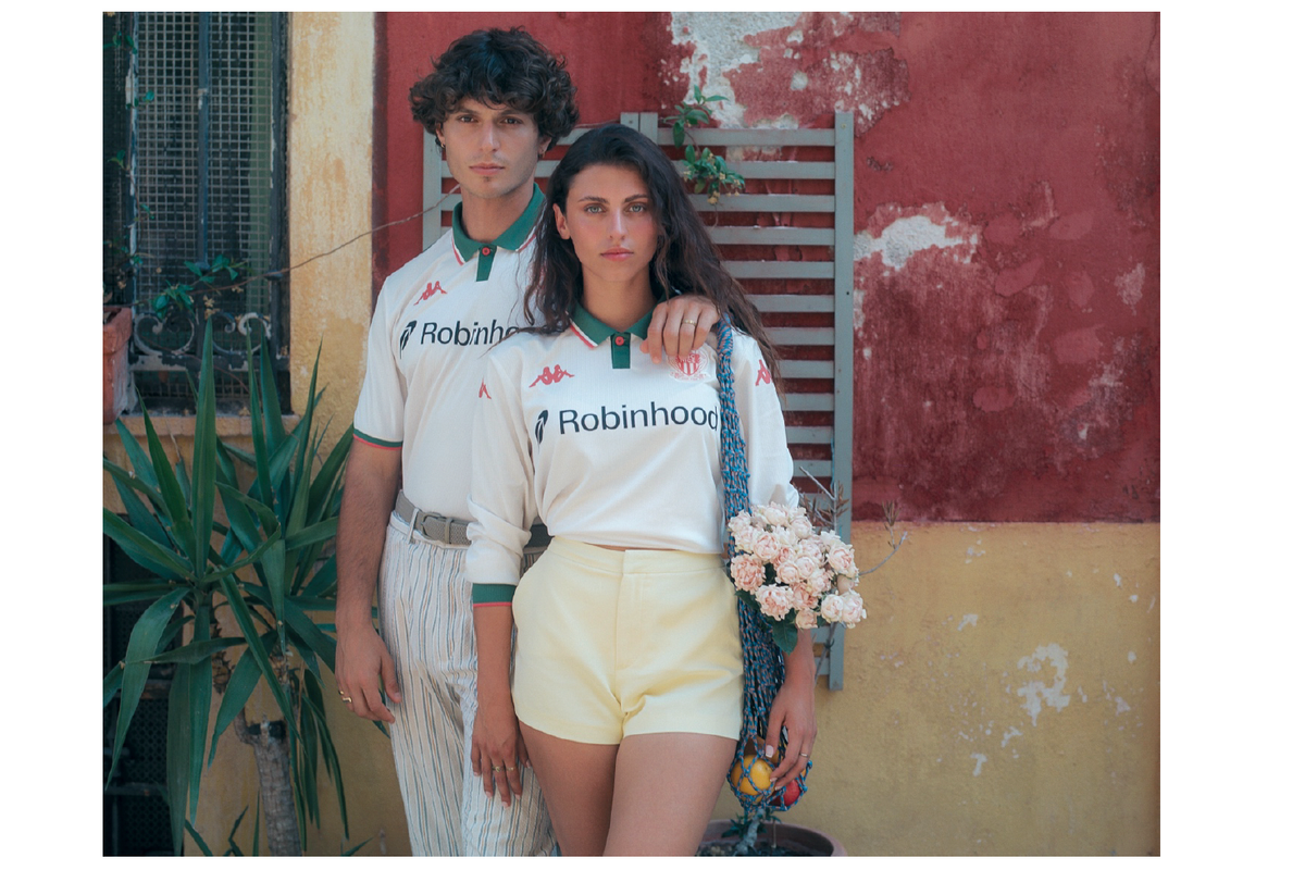 L'OGC Nice dévoile son maillot extérieur pour la saison 2025-2026