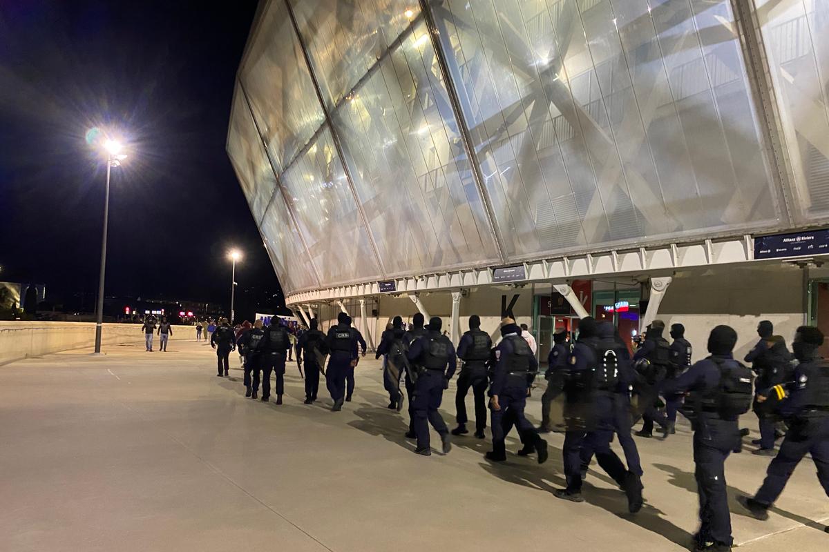 « Des personnes qui viennent clairement pour en découdre », ce que l’on sait des échauffourées autour de l’Allianz Riviera avant Nice-Roma
