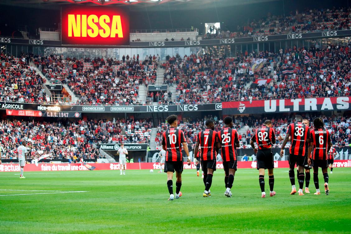 « C’est inacceptable » : le match entre l’OGC Nice et Lyon arrêté quelques instants ce samedi à la suite d’un quiproquo
