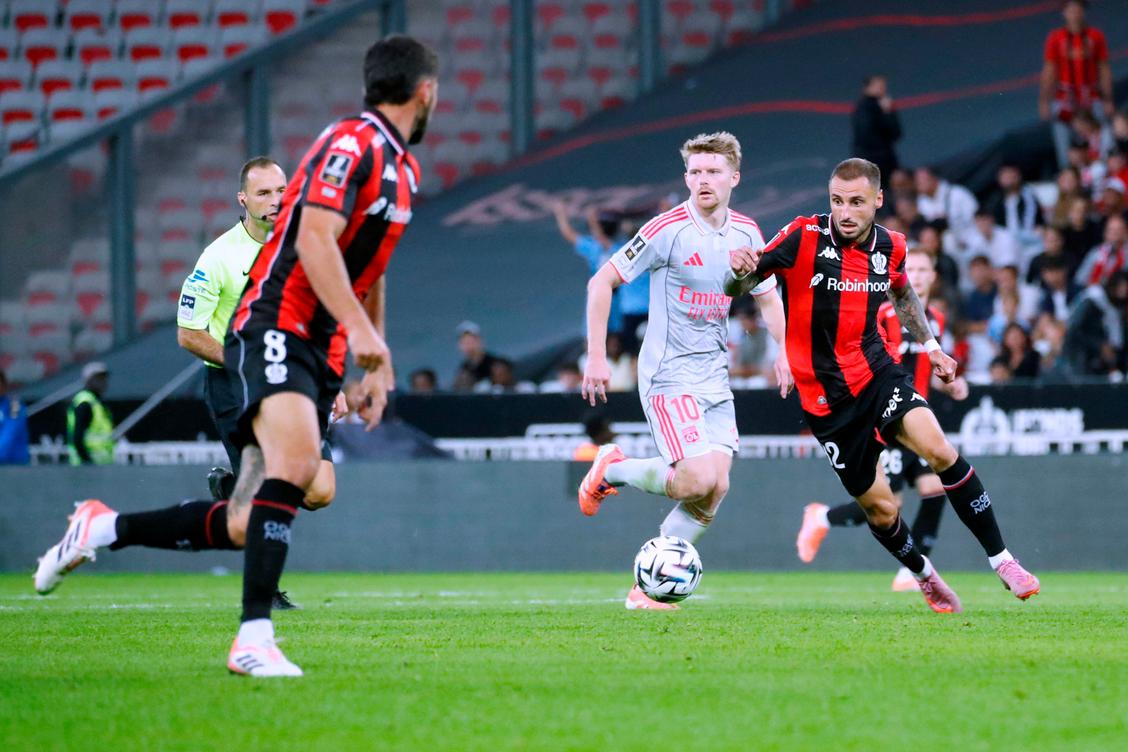 Jonathan Clauss de nouveau écarté du groupe de l’OGC Nice à Paris