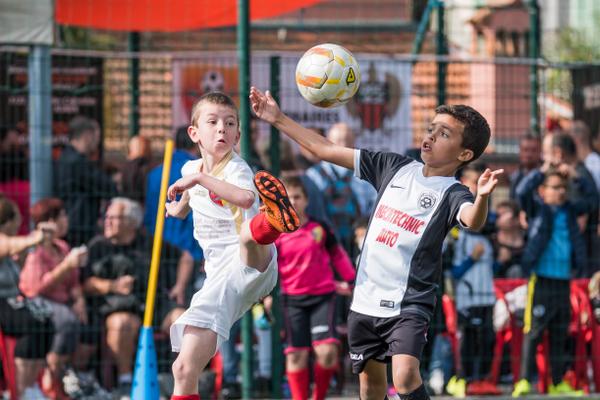 Les jeunes sont sacrifiés sur l’autel de la division.