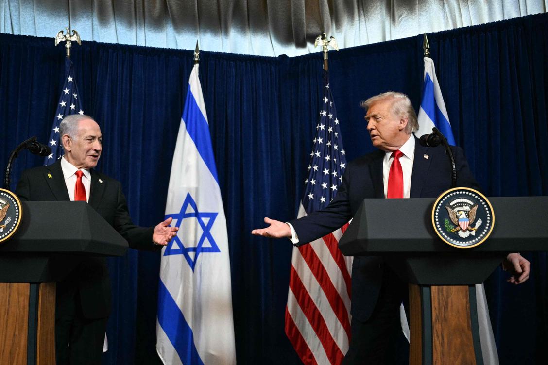Donald Trump et Benyamin Netanyahu en Floride pour parler de la trêve à Gaza, les deux alliés mettent en garde l’Iran
