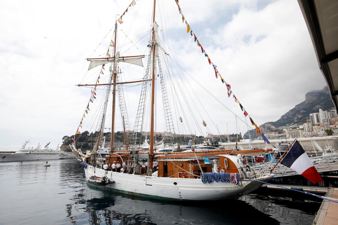 La goélette-école Étoile en escale à Monaco pour les 400 ans de la Marine